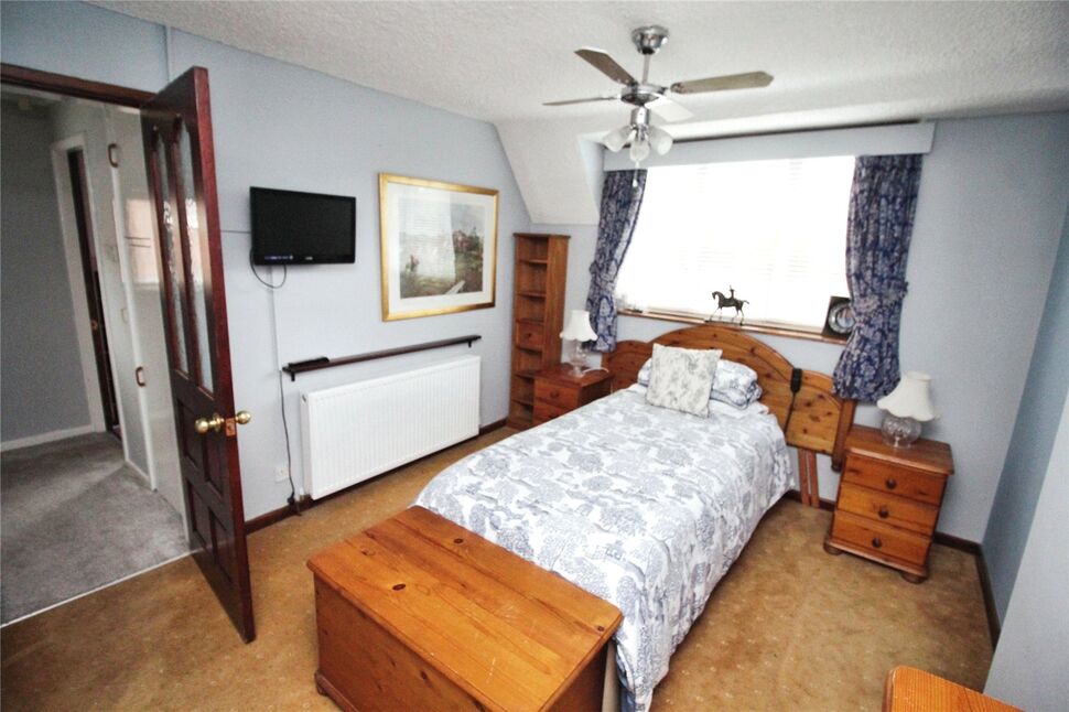 2 bedroom Semi Detached House for sale, Merryfield Road, Dudley, DY1