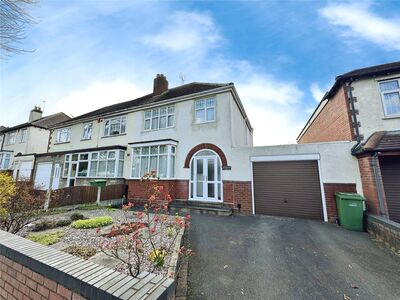 Priory Road, 3 bedroom Semi Detached House to rent, £1,100 pcm