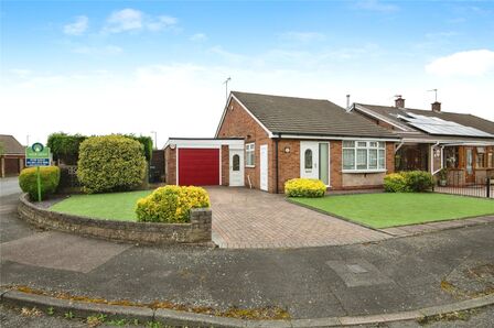 Boswell Close, 2 bedroom Detached Bungalow for sale, £300,000