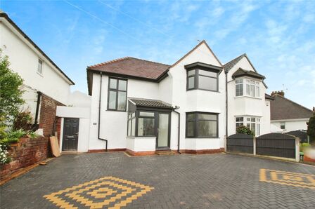 Hydes Road, 3 bedroom Semi Detached House for sale, £340,000