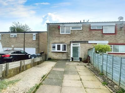 Warston Avenue, 3 bedroom End Terrace House to rent, £1,200 pcm