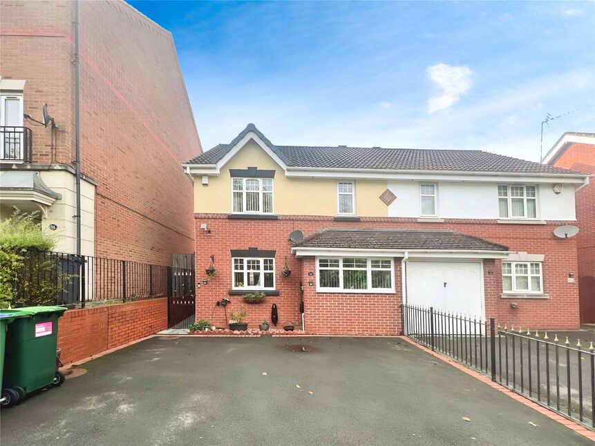 Main image of 3 bedroom Semi Detached House for sale, Oxford Way, Tipton, West Midlands, DY4