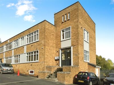Mill Street, 1 bedroom  Flat to rent, £700 pcm