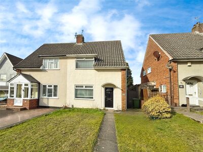 2 bedroom Semi Detached House to rent