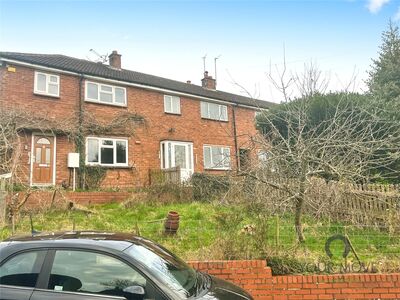 3 bedroom Mid Terrace House for sale