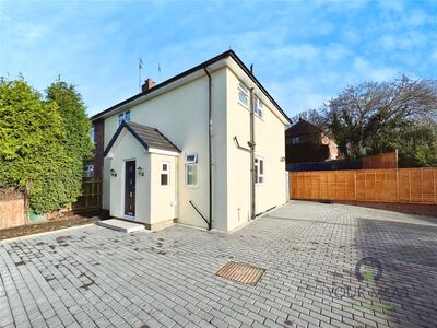 Summergate, 3 bedroom Semi Detached House for sale, &pound;260,000