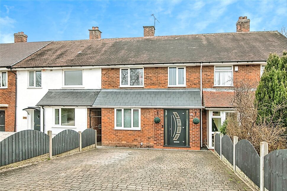 3 bedroom Mid Terrace House for sale