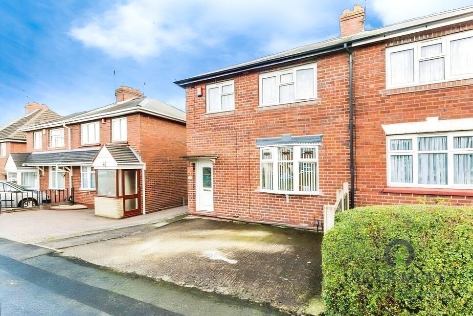 Main image of 3 bedroom Semi Detached House to rent, Borough Crescent, Oldbury, West Midlands, B69
