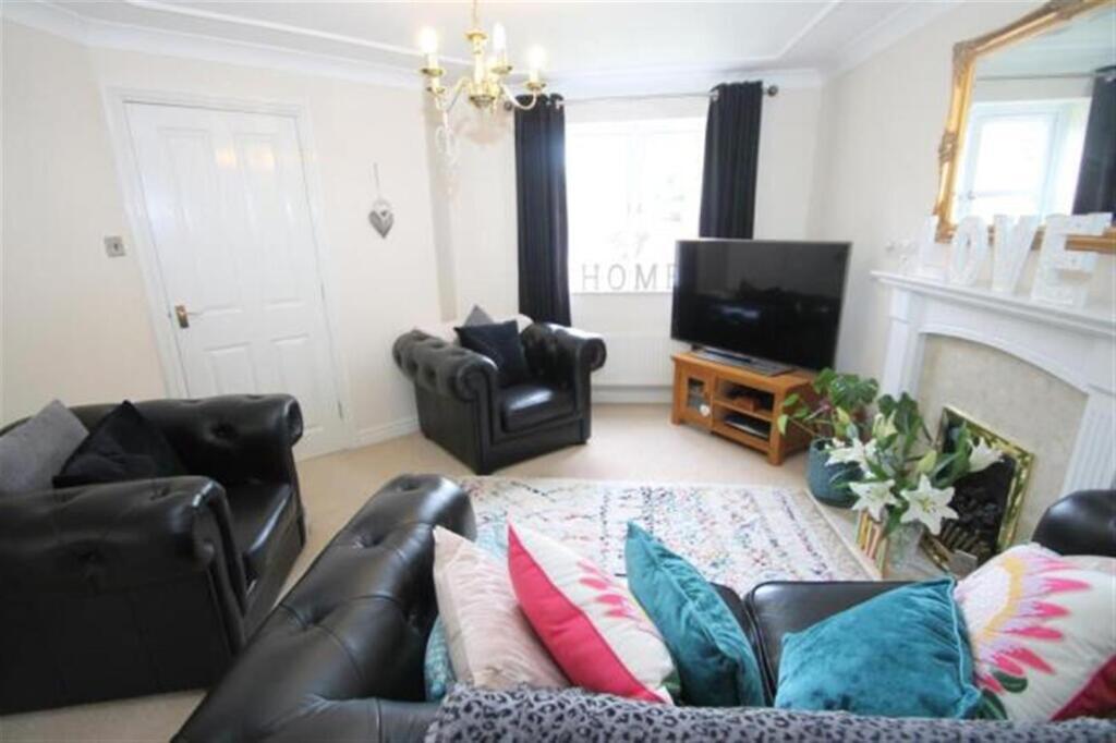 Floorplan of 3 bedroom Detached House for sale, Woodhouse Way, Cradley Heath, West Midlands, B64