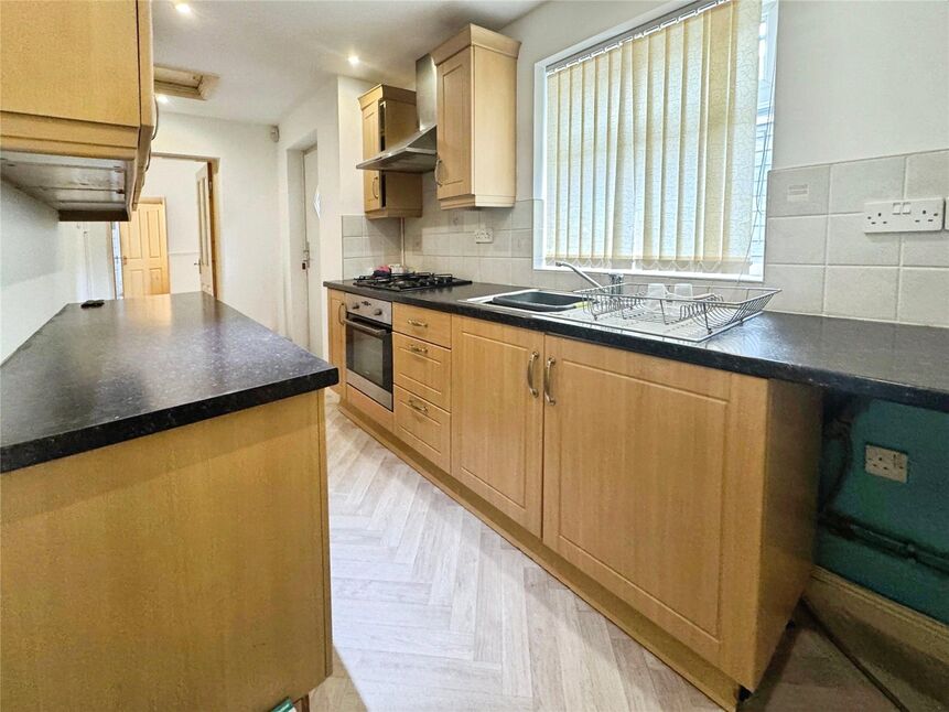 Main image of 3 bedroom Mid Terrace House to rent, Tividale Road, Tividale, West Midlands, B69