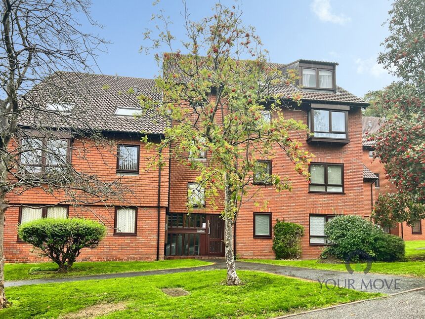 Main image of 2 bedroom Flat for sale, Moncrieffe Close, Dudley, West Midlands, DY2