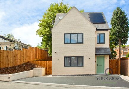 Upper Ettingshall Road, 4 bedroom Detached House to rent, &pound;2,250 pcm