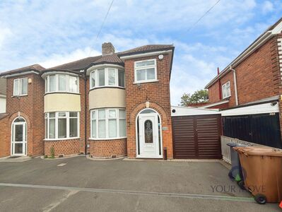 Hobs Moat Road, 3 bedroom Semi Detached House to rent, &pound;1,650 pcm