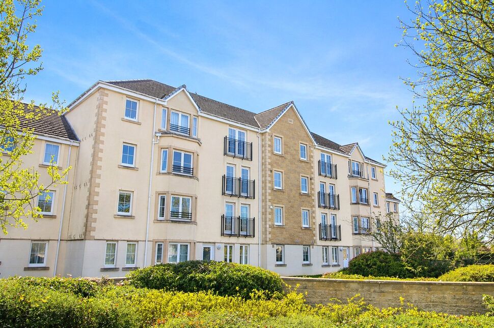Main image of 2 bedroom Flat to rent, Bruce Gardens, Dunfermline, Fife, KY11
