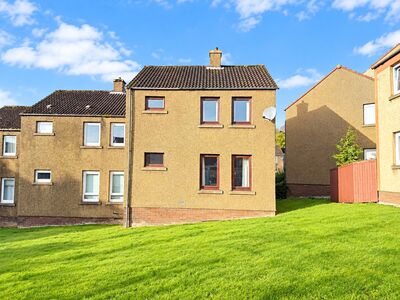 2 bedroom End Terrace House to rent