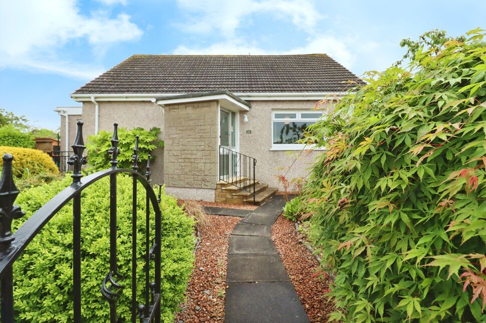 2 bedroom Semi Detached Bungalow for sale, Thimblehall Drive