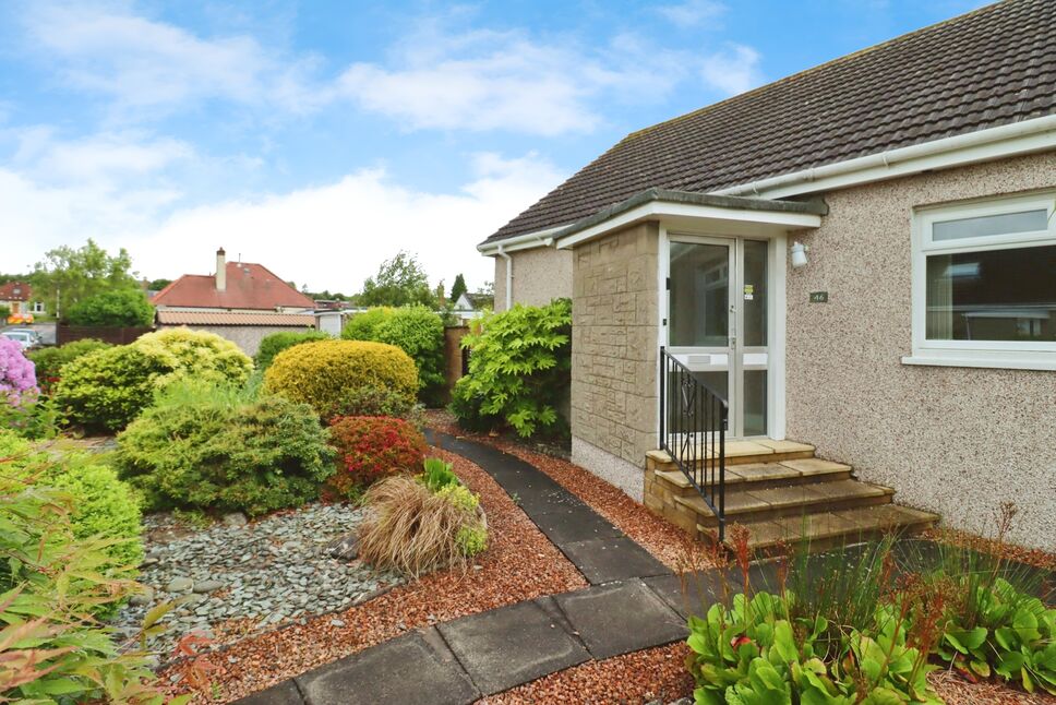 2 bedroom Semi Detached Bungalow for sale, Thimblehall Drive