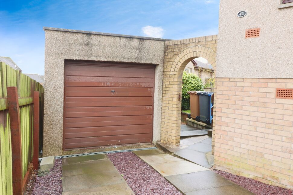 2 bedroom Semi Detached Bungalow for sale, Hailes Place, Dunfermline