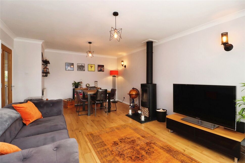 2 bedroom Semi Detached Bungalow for sale, Hailes Place, Dunfermline