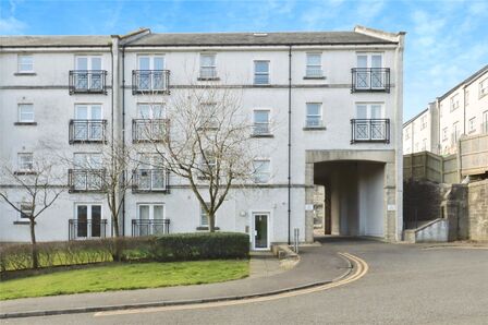 Edmund Place, 2 bedroom  Flat for sale, £140,000
