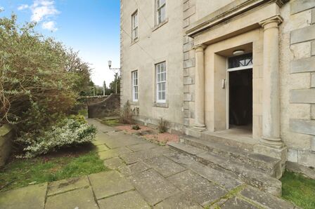 Queens Court, 1 bedroom  Flat for sale, £90,000