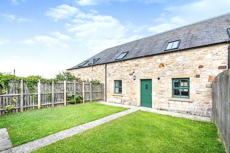Woodhead Farm Road, 3 bedroom Mid Terrace House for sale, £230,000