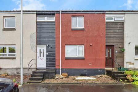 3 bedroom Mid Terrace House for sale