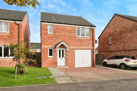 Hawkiesfauld Way, 3 bedroom Detached House for sale, £250,000