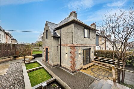 3 bedroom End Terrace House for sale