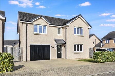 Magnus Drive, 4 bedroom Detached House for sale, &pound;365,000