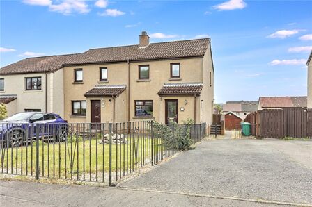 2 bedroom End Terrace House for sale