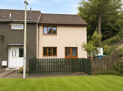 2 bedroom End Terrace House to rent