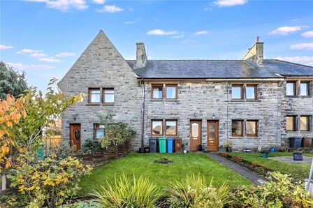 3 bedroom Mid Terrace House for sale