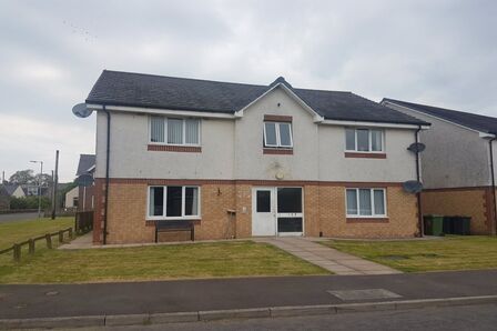 Meadowfoot Road, 1 bedroom Flat to rent, &pound;600 pcm