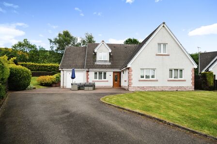 Auld Brig View, 4 bedroom Detached House for sale, £340,000