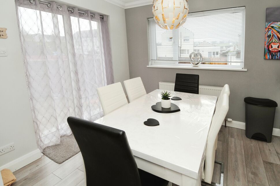 3 bedroom Detached House for sale, Moss View, Dumfries, DG1 £240,000