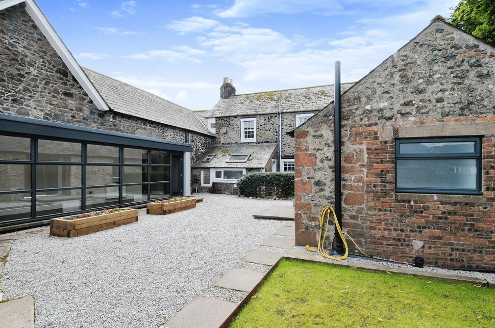 Houses for sale with stunning views in Scotland