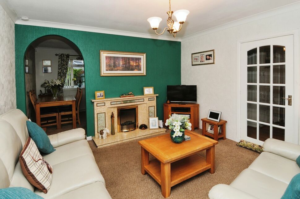 3 bedroom Detached House for sale, Hardthorn Avenue, Dumfries, DG2 £