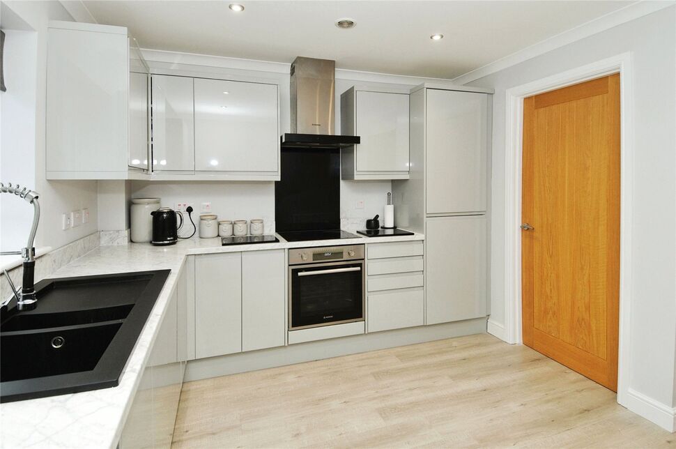 3 bedroom Detached House for sale, Hayfield, Auldgirth, DG2 £195,000