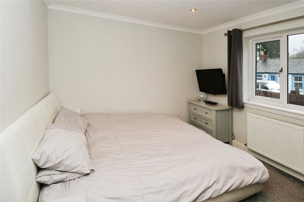 3 bedroom Detached House for sale, Hayfield, Auldgirth, DG2 £195,000