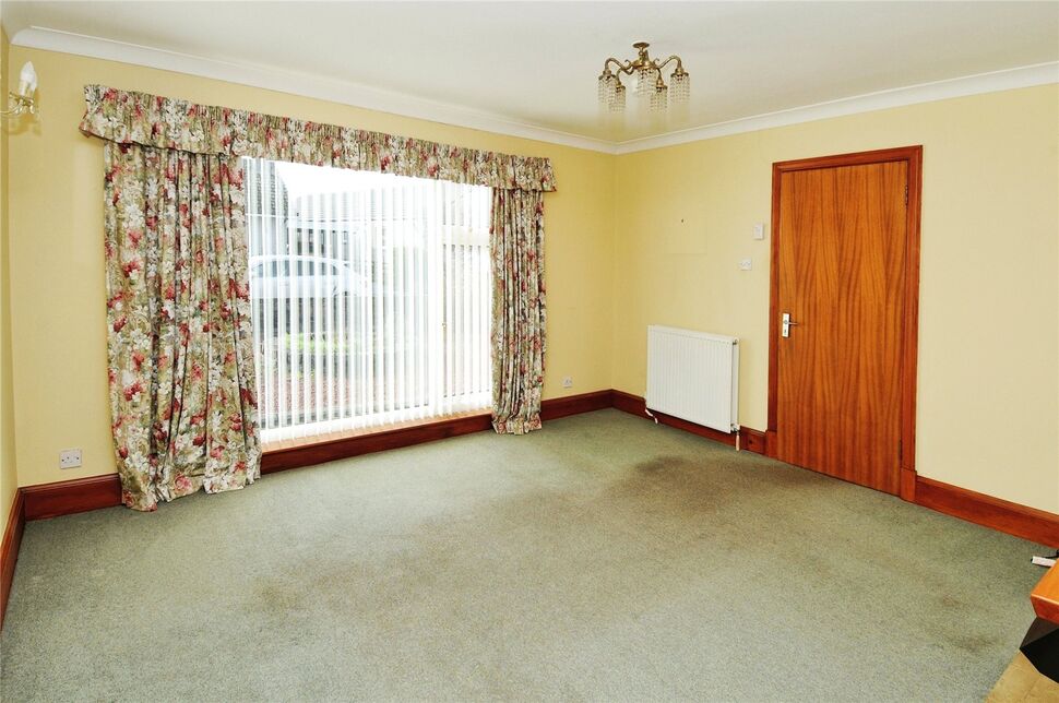 3 bedroom Detached House for sale, Hillview Avenue, Dumfries, DG1 £