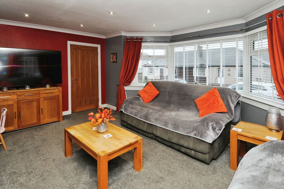 4 bedroom Detached House for sale, Hardthorn Avenue, Dumfries, DG2 £