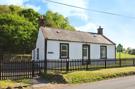 Dunscore, 2 bedroom Detached Property for sale, £160,000