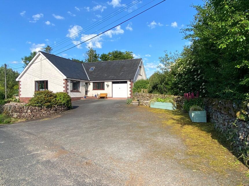 Main image of 5 bedroom Detached House for sale, Auldgirth, Dumfries, Dumfries and Galloway, DG2
