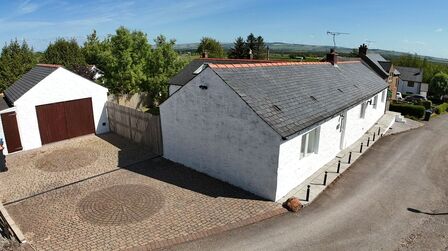 Bankend, 4 bedroom Detached Bungalow for sale, £280,000