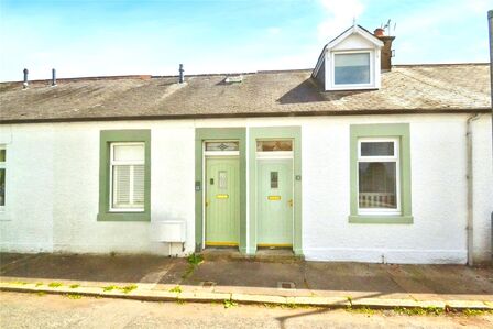 2 bedroom Mid Terrace House for sale