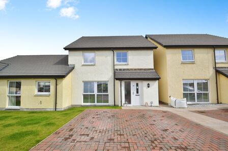 Clark Avenue, 4 bedroom Semi Detached House for sale, £220,000