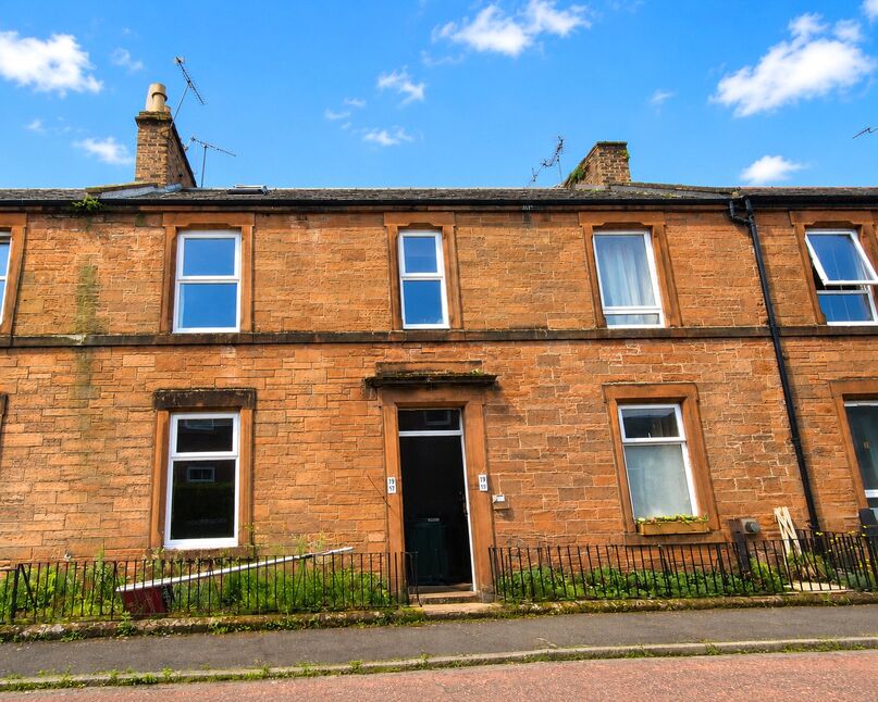 Main image of 2 bedroom Mid Terrace Flat to rent, Henry Street, Dumfries, Dumfries and Galloway, DG1