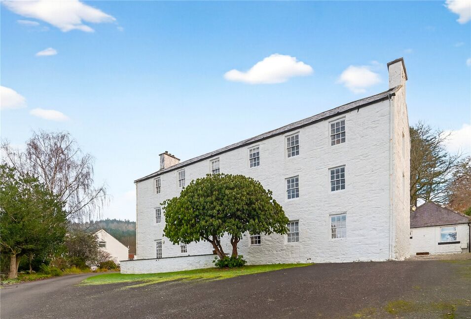 Main image of 2 bedroom  Flat for sale, Ann Street, Gatehouse of Fleet, Dumfries and Galloway, DG7