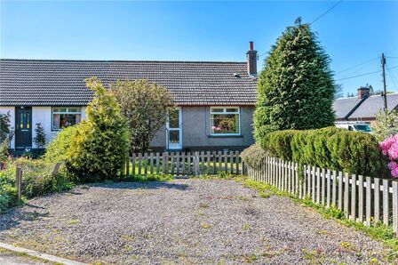 2 bedroom End Terrace Bungalow for sale
